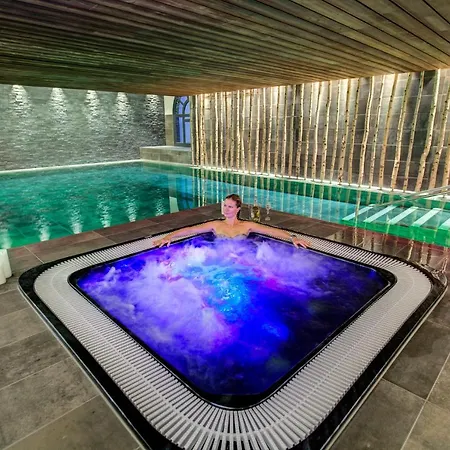 アパート Luxe 5*,spa & Fitness, La Cordee 214 *
